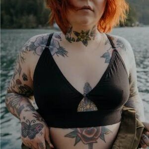 Girrlscout Remy Bralette Pack Of Two With Delicate Wash Bag Size M/L